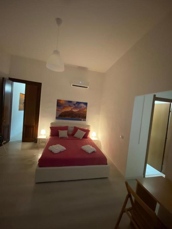 Central Moon Cagliari Vista Mare Екстериор снимка