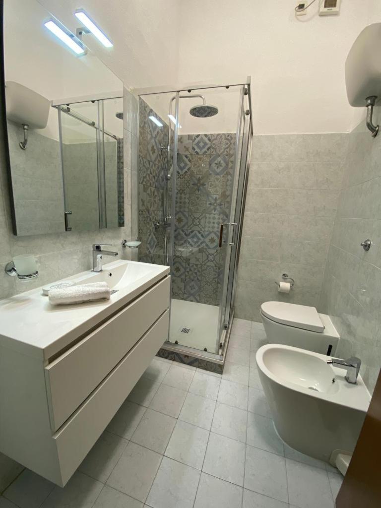Central Moon Cagliari Vista Mare Стая снимка